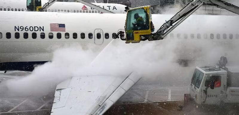 how-aircraft-anti-ice-systems-work-and-why-they’re-critical-for-flight-safety